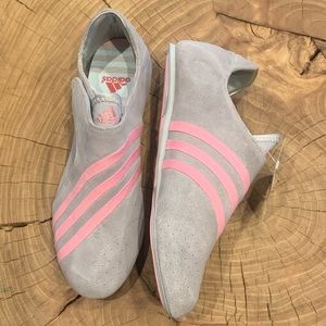 NWT vintage Adidas Yoga Vario Suede 8